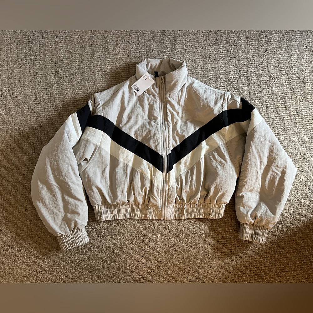 Cute Relaxed Fit Jacket!